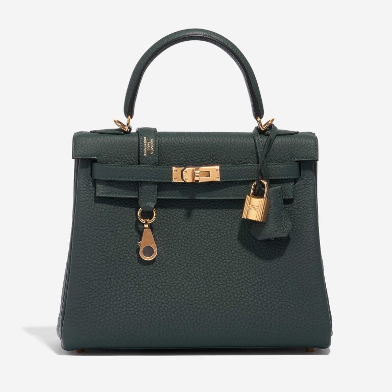 Pre-owned Hermès bag Kelly 25 Togo Vert Cypress Green Front | Sell your designer bag on Saclab.com