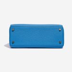 Pre-owned Hermès bag Kelly 28 Togo Blue Zanzibar Blue Bottom | Sell your designer bag on Saclab.com