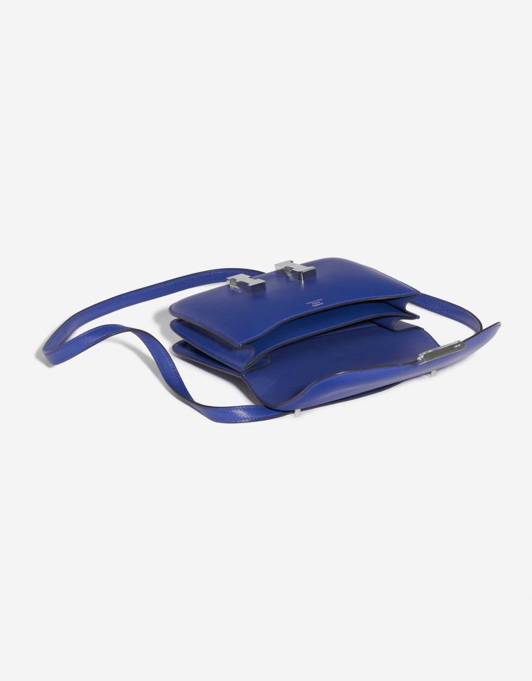 Pre-owned Hermès bag Constance 18 Swift Blue Electrique Blue Inside | Sell your designer bag on Saclab.com