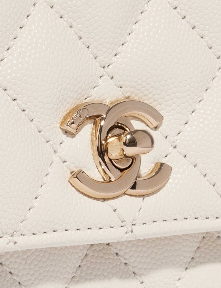 Pre-owned Chanel bag Timeless Handle Extra Mini Caviar White White | Sell your designer bag on Saclab.com