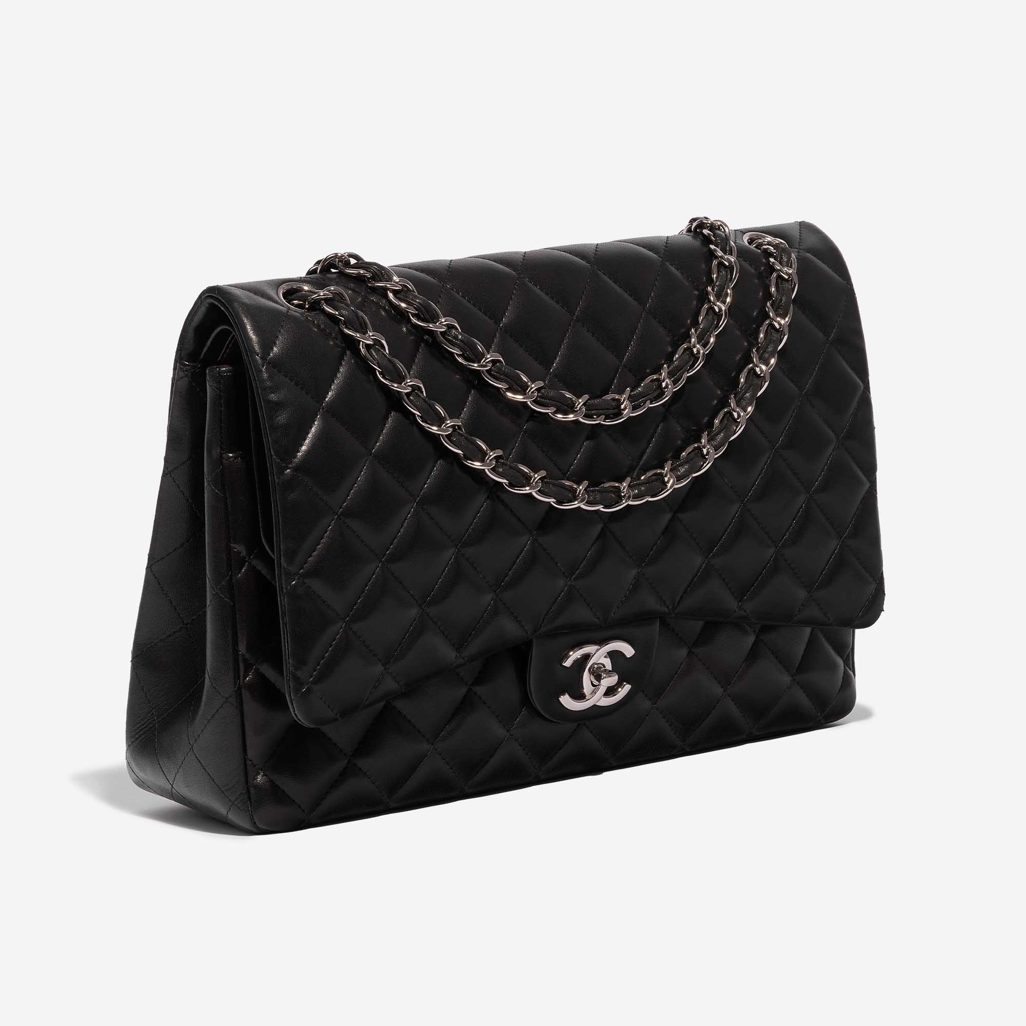 Pre-owned Chanel Tasche Timeless Maxi Lammleder Schwarz Schwarz Side Front | Verkaufen Sie Ihre Designer-Tasche auf Saclab.com
