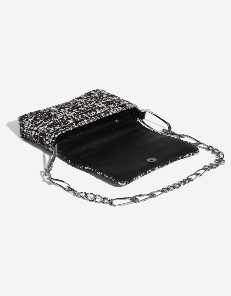 Chanel Vintage Flap Small Tweed Black / White | SACLÀB