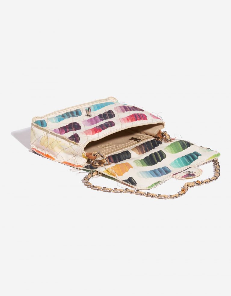 Gebrauchte Chanel Tasche Timeless Klappe Jumbo Canvas Weiße Farbpalette Multicolour, Weiß innen | Verkaufen Sie Ihre Designer-Tasche auf Saclab.com