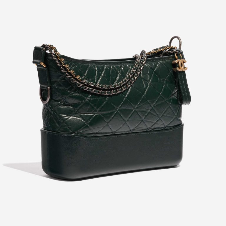 Pre-owned Chanel Tasche Gabrielle Large Aged Kalbsleder Grün Schwarz Side Front | Verkaufen Sie Ihre Designer-Tasche auf Saclab.com