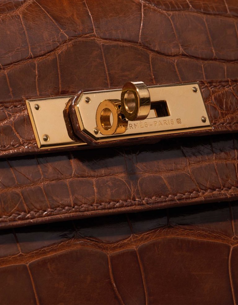 Pre-owned Hermès bag Kelly 35 Alligator Noisette Brown Front | Sell your designer bag on Saclab.com