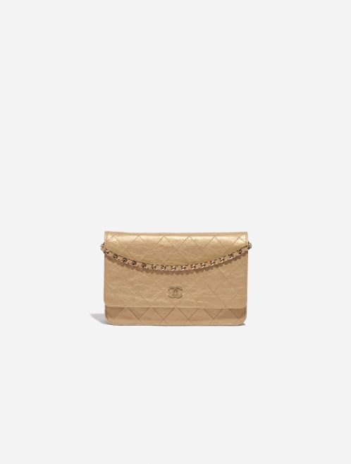 Pre-owned Chanel bag WOC Lamb Gold Gold Front | Sell your designer bag on Saclab.com