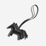 Hermès Rodeo PM Milo Lamb SO Black Black Front | Sell your designer bag on Saclab.com