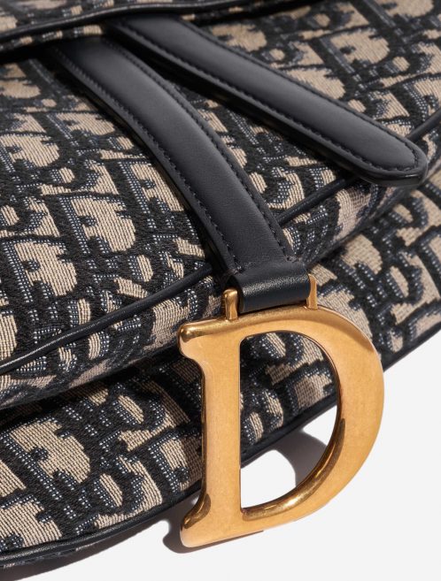 Pre-owned Dior bag Saddle Medium Oblique Jacquard Blue Beige, Blue Closing System | Sell your designer bag on Saclab.com
