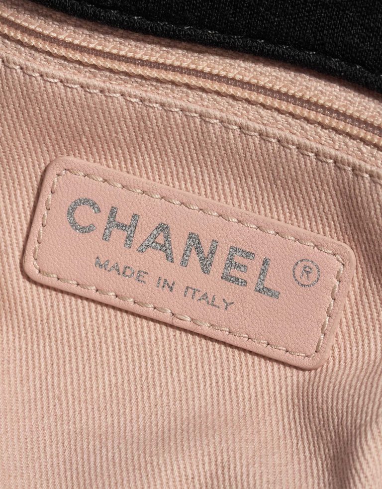 Pre-owned Chanel bag Timeless Medium Canvas Multicolour Multicolour Logo | Sell your designer bag on Saclab.com