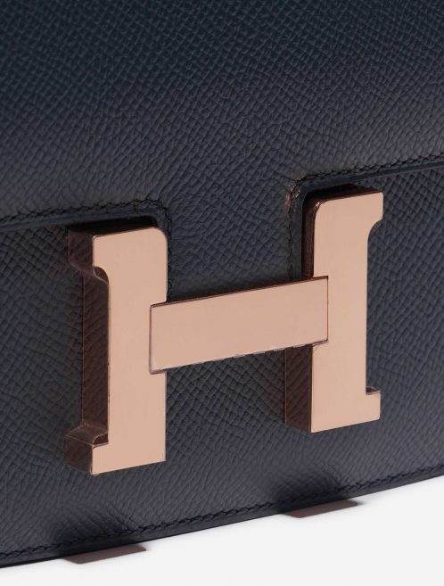 Pre-owned Hermès bag Constance 18 Epsom Blue Indigo Blue Closing System | Sell your designer bag on Saclab.com