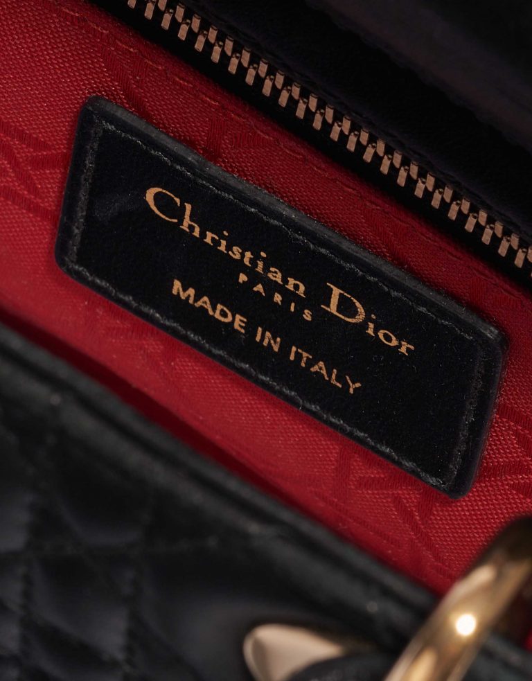 Pre-owned Dior Tasche Lady Small Lammleder Schwarz Schwarz Front | Verkaufen Sie Ihre Designer-Tasche auf Saclab.com
