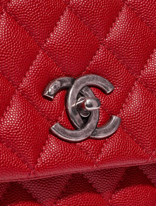 Pre-owned Chanel bag Timeless Handle Large Caviar Red Red Closing System | Sell your designer bag on Saclab.com
