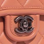 Pre-owned Chanel bag Timeless Handle Medium Lamb Beige Beige, Rose Closing System | Sell your designer bag on Saclab.com
