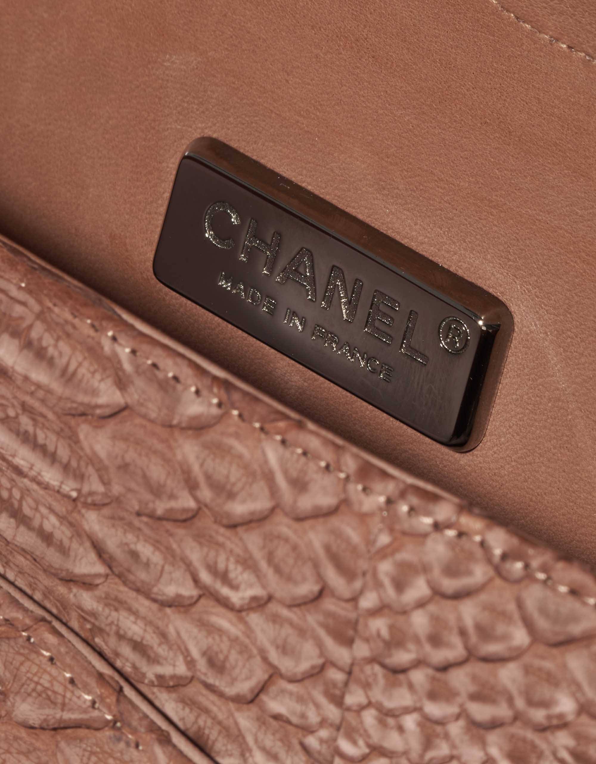 Pre-owned Chanel Tasche Timeless Maxi Python Braun Braun Logo | Verkaufen Sie Ihre Designer-Tasche auf Saclab.com