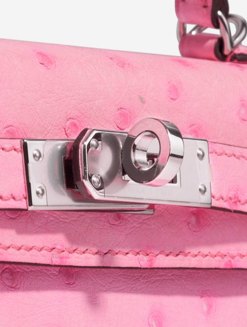 Pre-owned Hermès bag Hermes Kelly Mini 5P Bubblegum Ostrich Pink Closing System | Sell your designer bag on Saclab.com