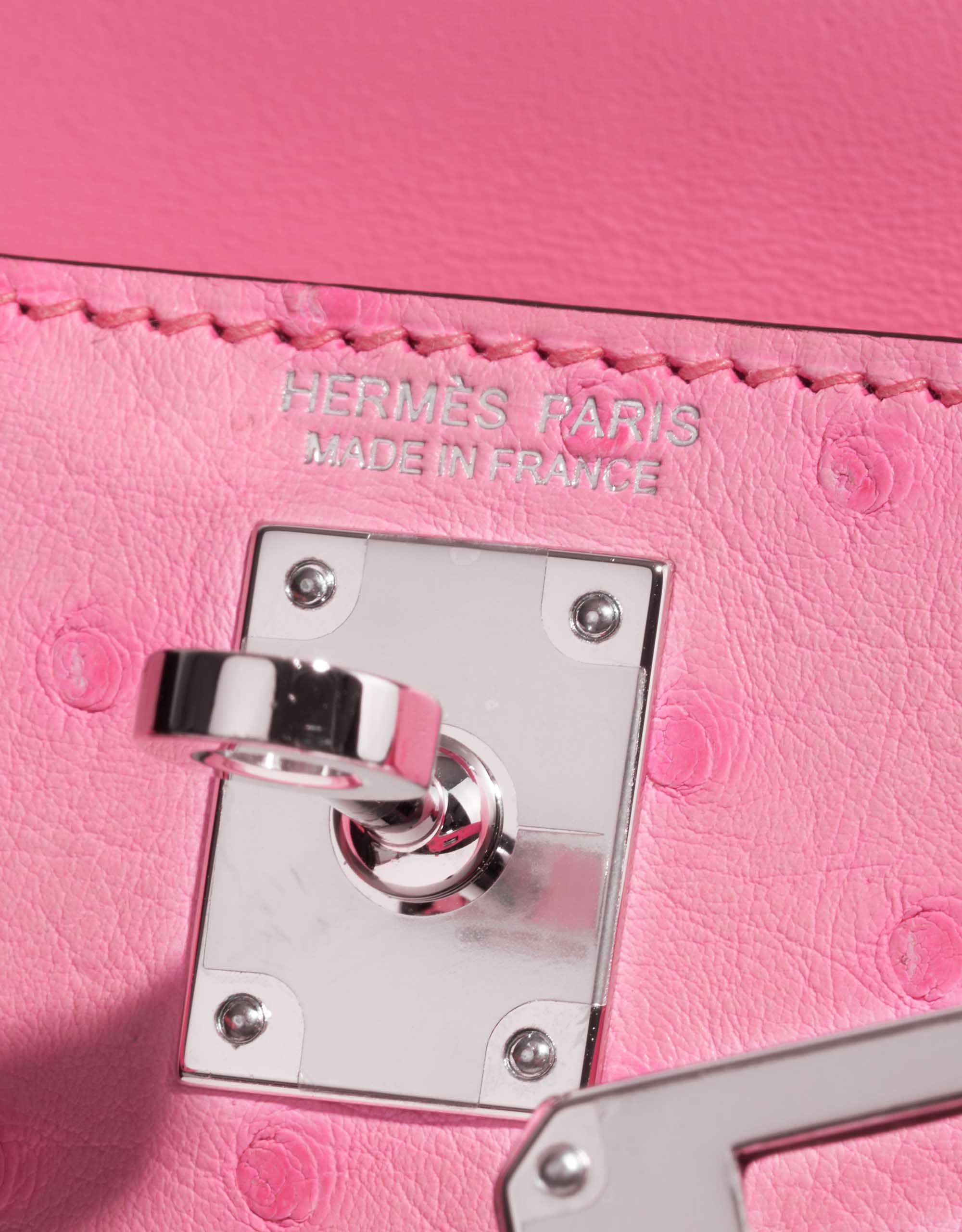 Sac Hermès d'occasion Hermes Kelly Mini 5P Bubblegum Ostrich Pink Logo | Vendez votre sac de créateur sur Saclab.com