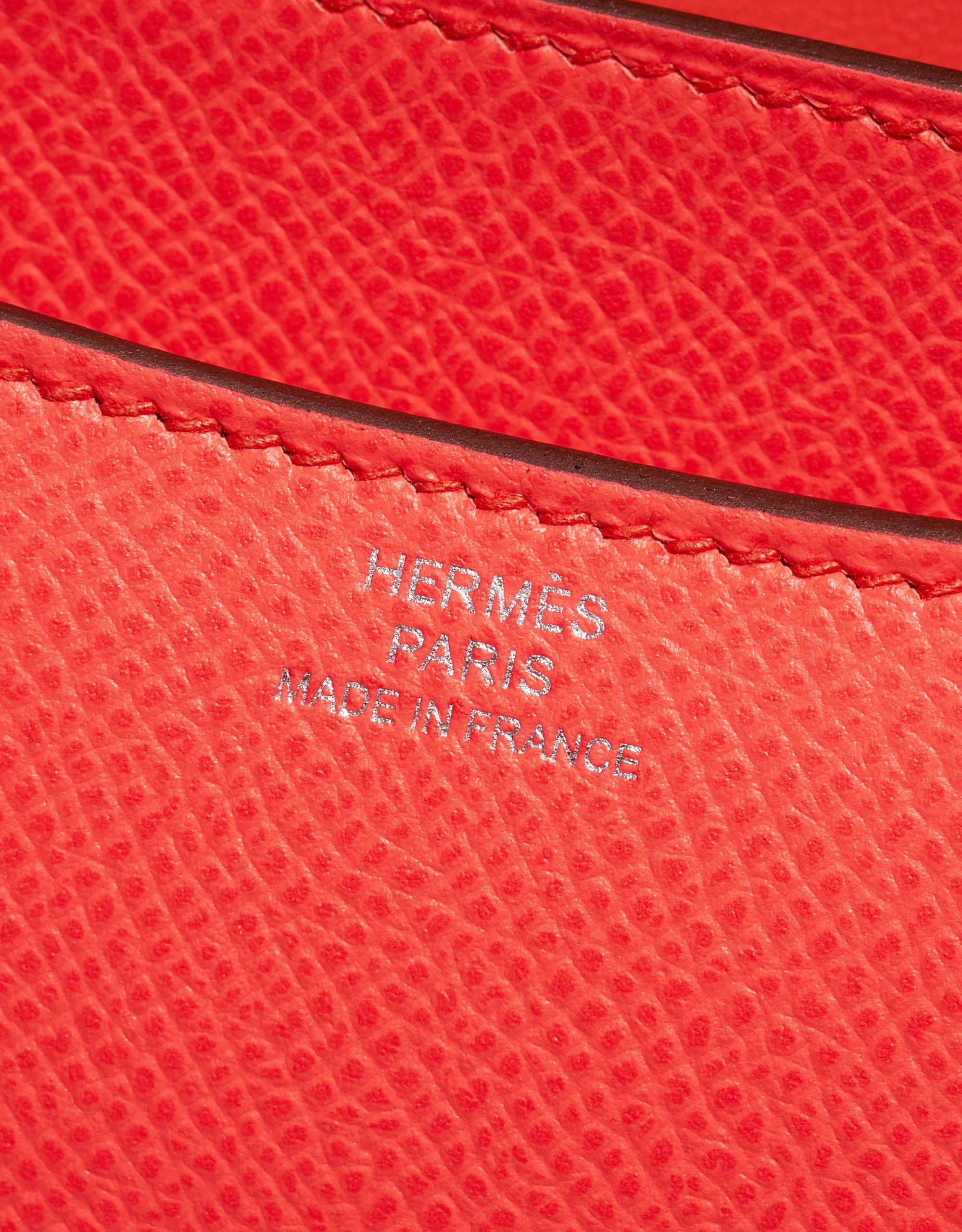 Hermès Constance 18 Alligator Rouge de Coeur