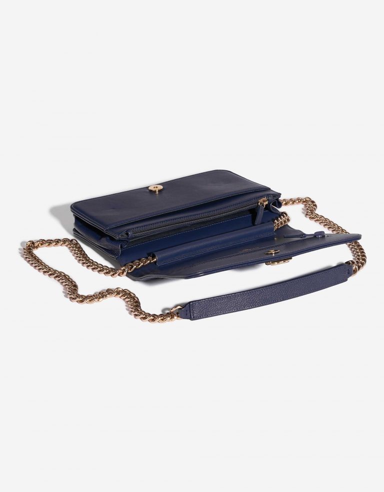 Sac Chanel d'occasion Boy WOC Caviar Bleu Bleu Intérieur | Vendez votre sac de créateur sur Saclab.com