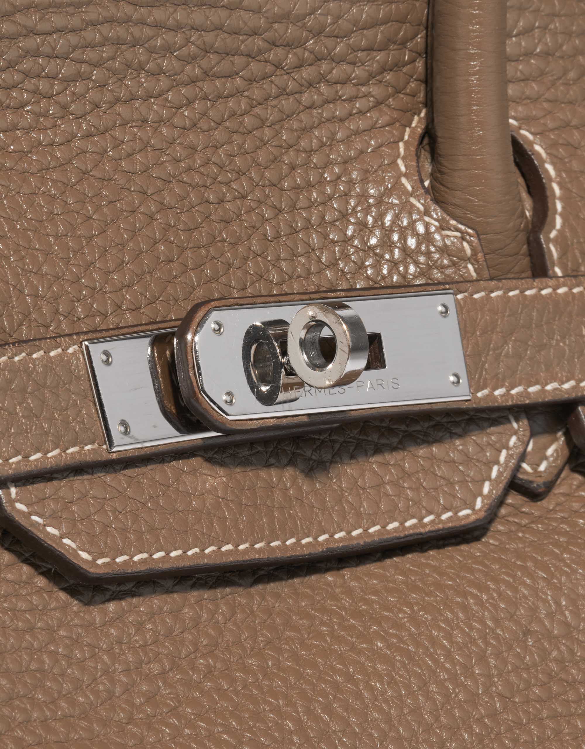 HERMÈS Birkin 30 handbag in Etoupe Clemence leather with Palladium