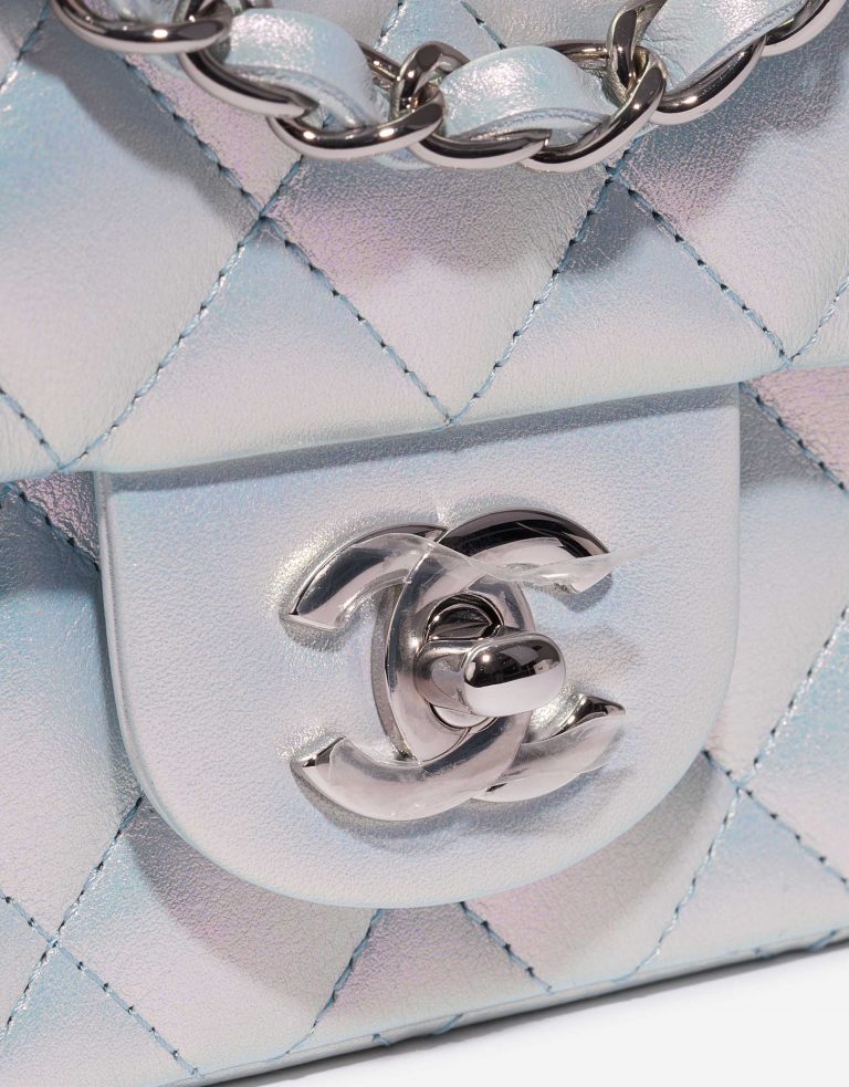 Pre-owned Chanel bag Timeless Square Mini Lamb Blue Iridescent Blue Front | Sell your designer bag on Saclab.com