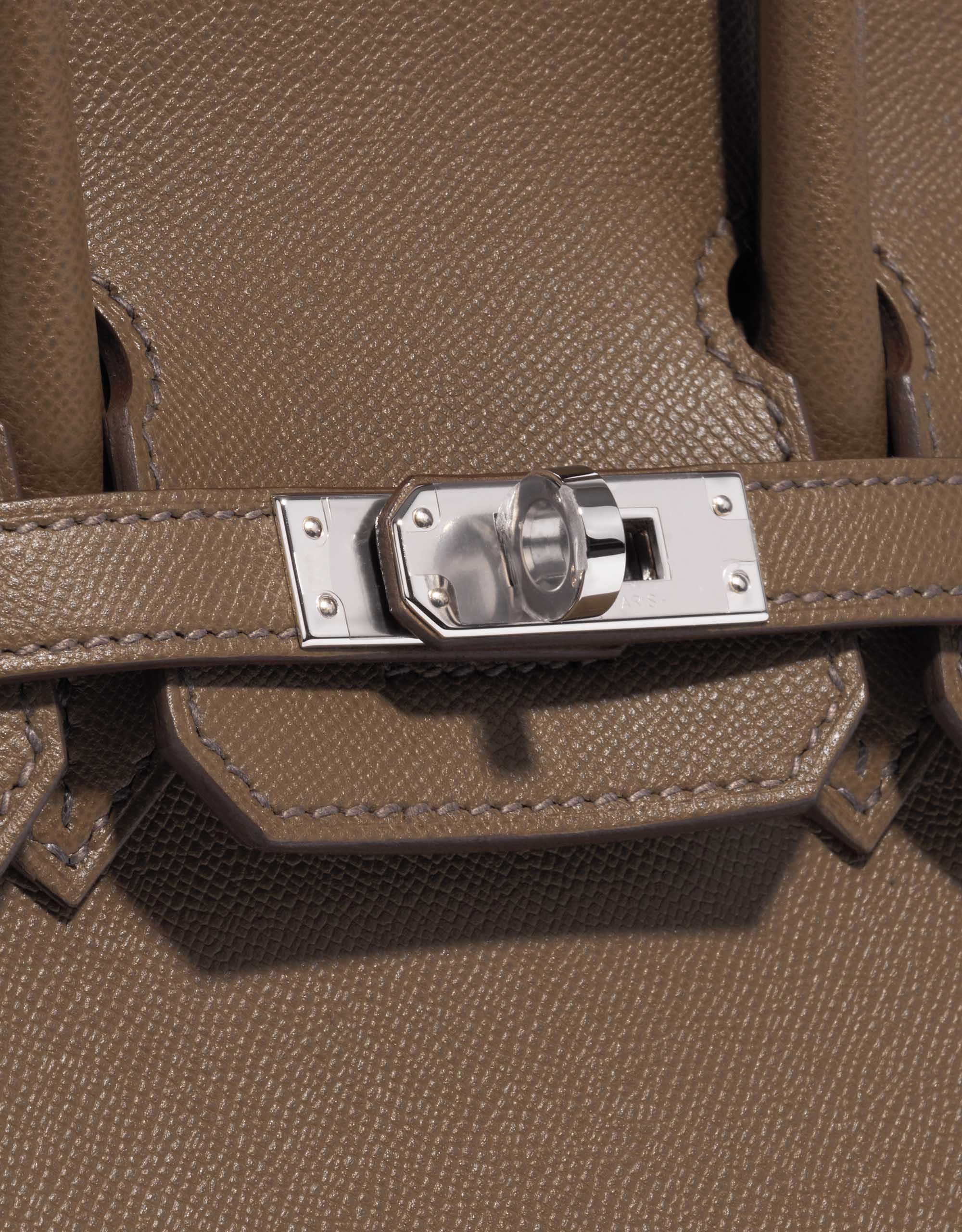 Pre-owned Hermès bag Birkin 25 Veau Madame Toundra Brown, Green, Grey Closing System | Sell your designer bag on Saclab.com