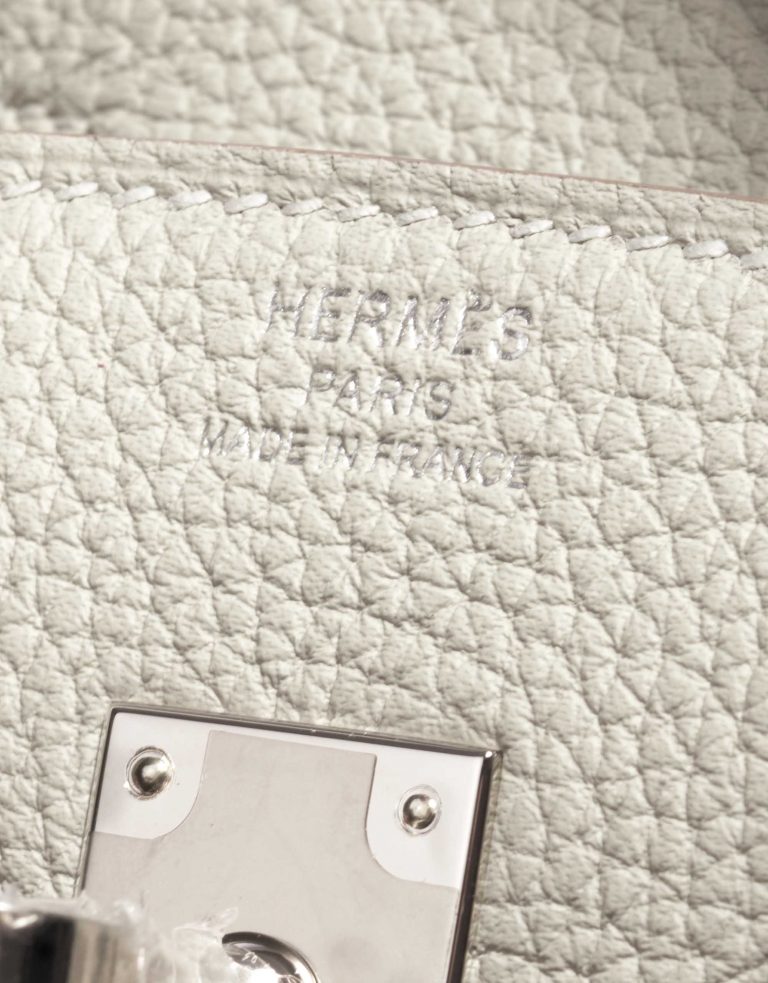 Pre-owned Hermès bag Hermes Birkin 25 Togo Gris Perle White Logo | Sell your designer bag on Saclab.com