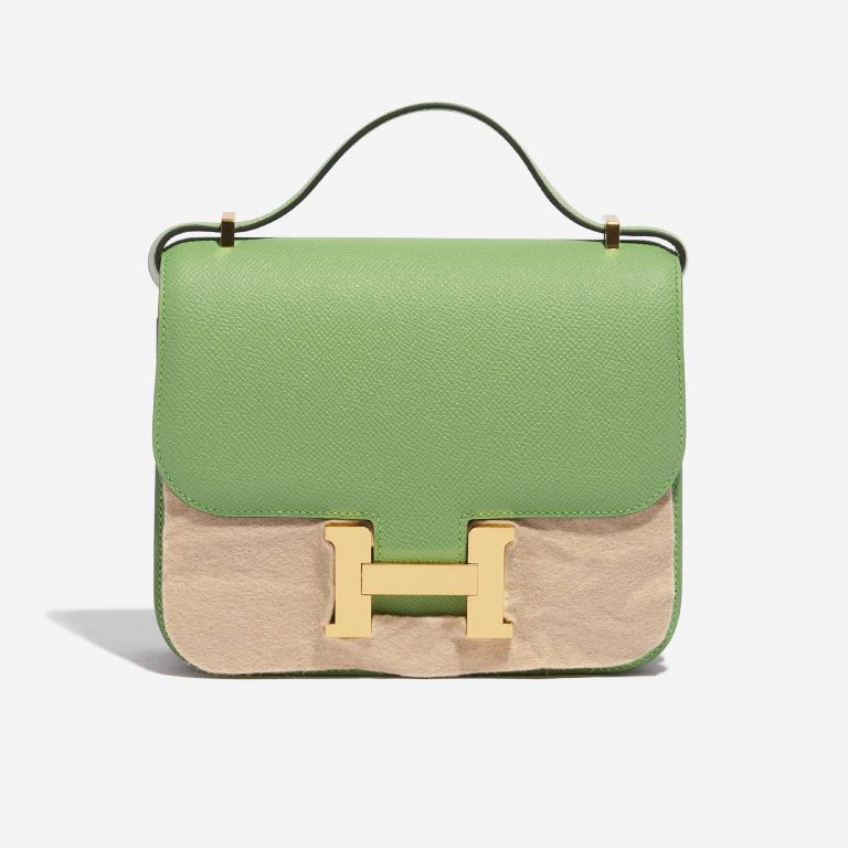 Pre-owned Hermès bag Constance 18 Epsom Vert Criquet Green Front Velt | Sell your designer bag on Saclab.com