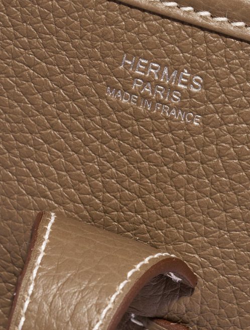 Pre-owned Hermès bag Evelyne 29 Clemence Etoupe Brown Logo | Sell your designer bag on Saclab.com