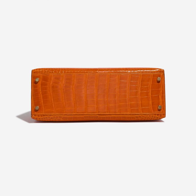 Pre-owned Hermès bag Kelly 32 Porosus Crocodile Pain d’epice Orange Bottom | Sell your designer bag on Saclab.com