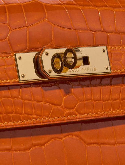 Pre-owned Hermès bag Kelly 32 Porosus Crocodile Pain d’epice Orange Closing System | Sell your designer bag on Saclab.com