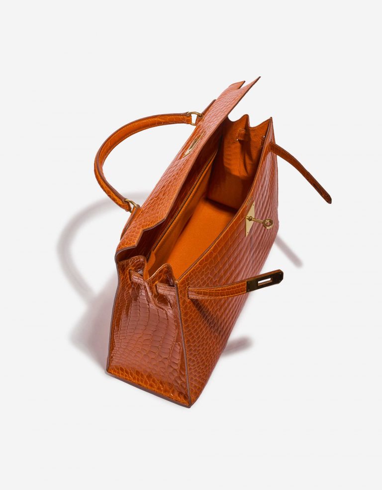 Pre-owned Hermès bag Kelly 32 Porosus Crocodile Pain d’epice Orange Inside | Sell your designer bag on Saclab.com