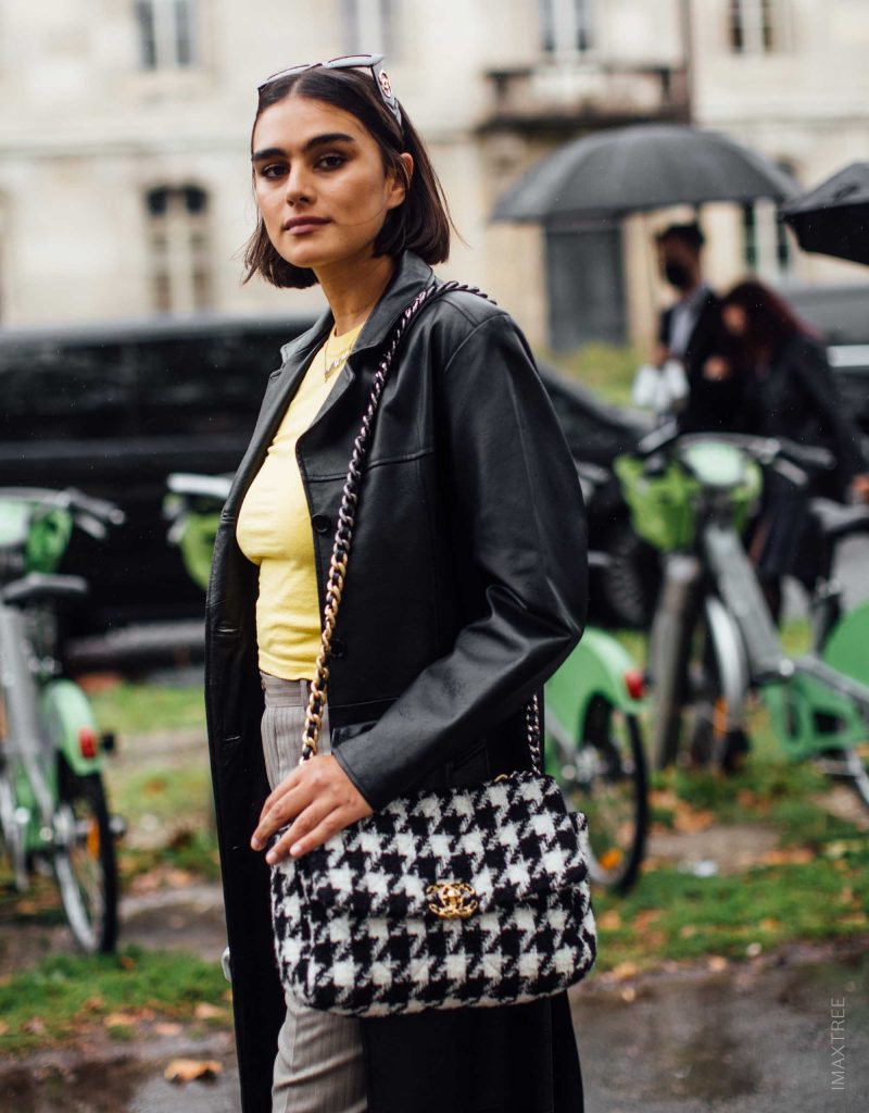 Chanel 19 Tasche Streetstyle