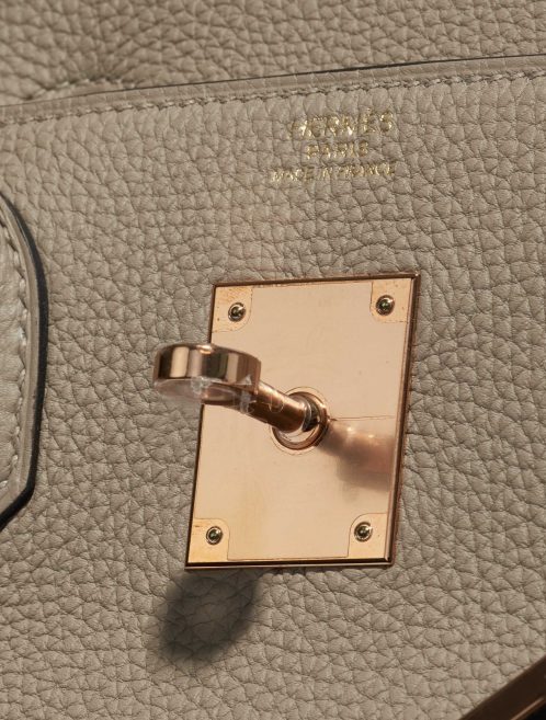 Pre-owned Hermès bag Birkin 30 Togo Gris Tourterelle Grey Logo | Sell your designer bag on Saclab.com
