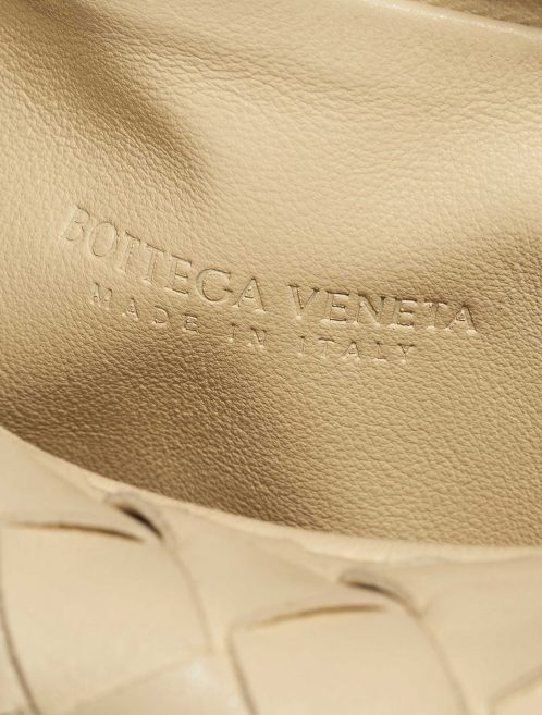 Pre-owned Bottega Veneta bag Jodie Mini Lamb Porridge Beige Logo | Sell your designer bag on Saclab.com