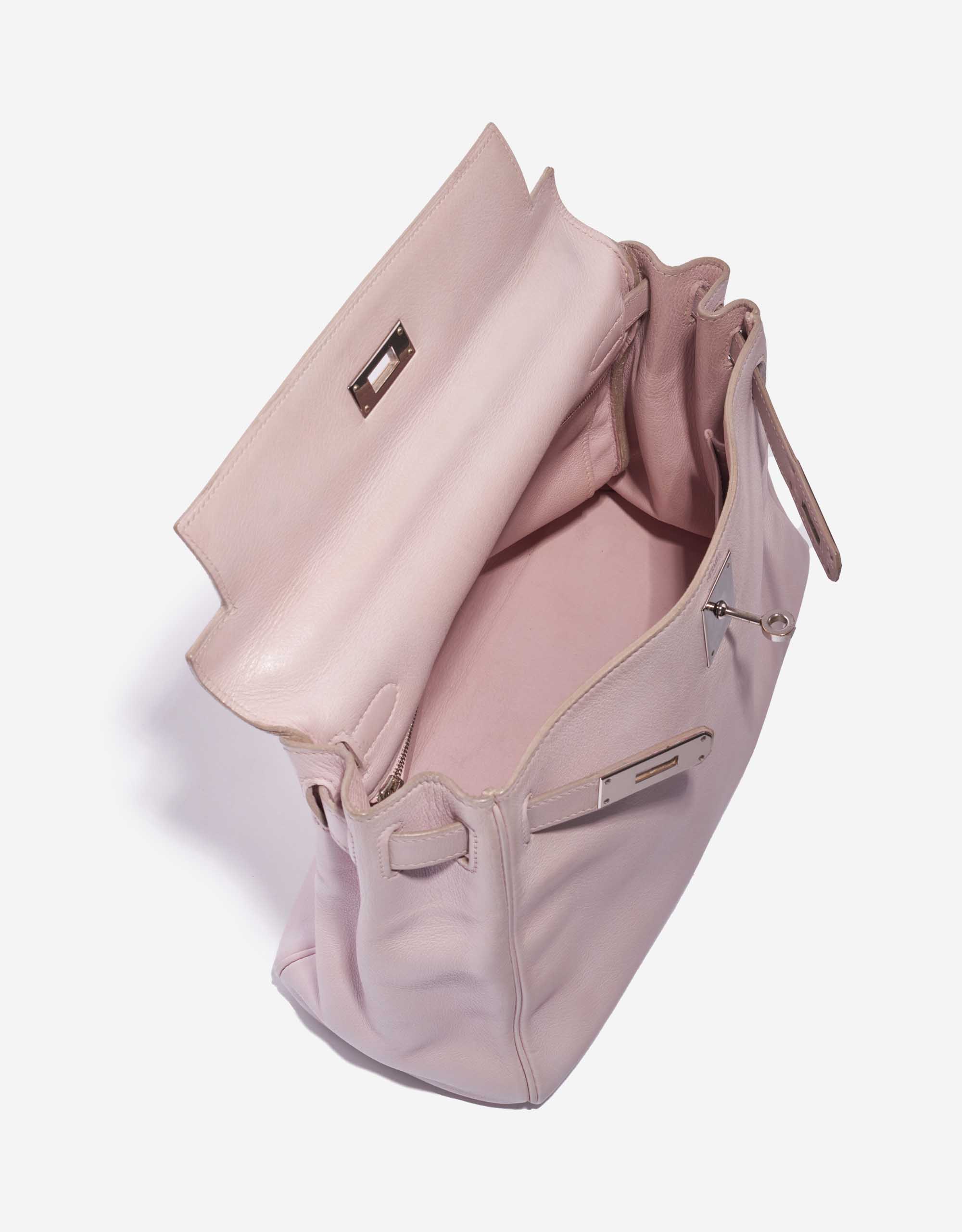 Pre-owned Hermès bag Kelly 28 Swift Rose Dragee Rose Inside | Sell your designer bag on Saclab.com