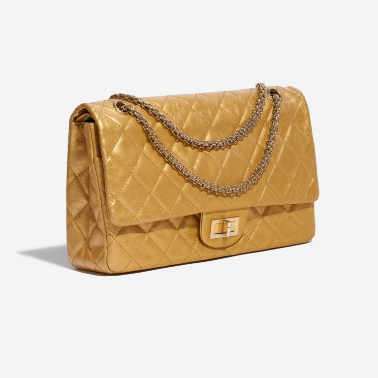 Pre-owned Chanel bag 2.55 Reissue 227 Lamb Gold Gold Side Front | Sell your designer bag on Saclab.com