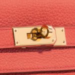 Pre-owned Hermès bag Kelly 28 Clemence Bougainvillier Red, Rose Closing System | Sell your designer bag on Saclab.com