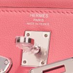 Pre-owned Hermès bag Kelly 25 Swift Rose d’Été Rose Logo | Sell your designer bag on Saclab.com