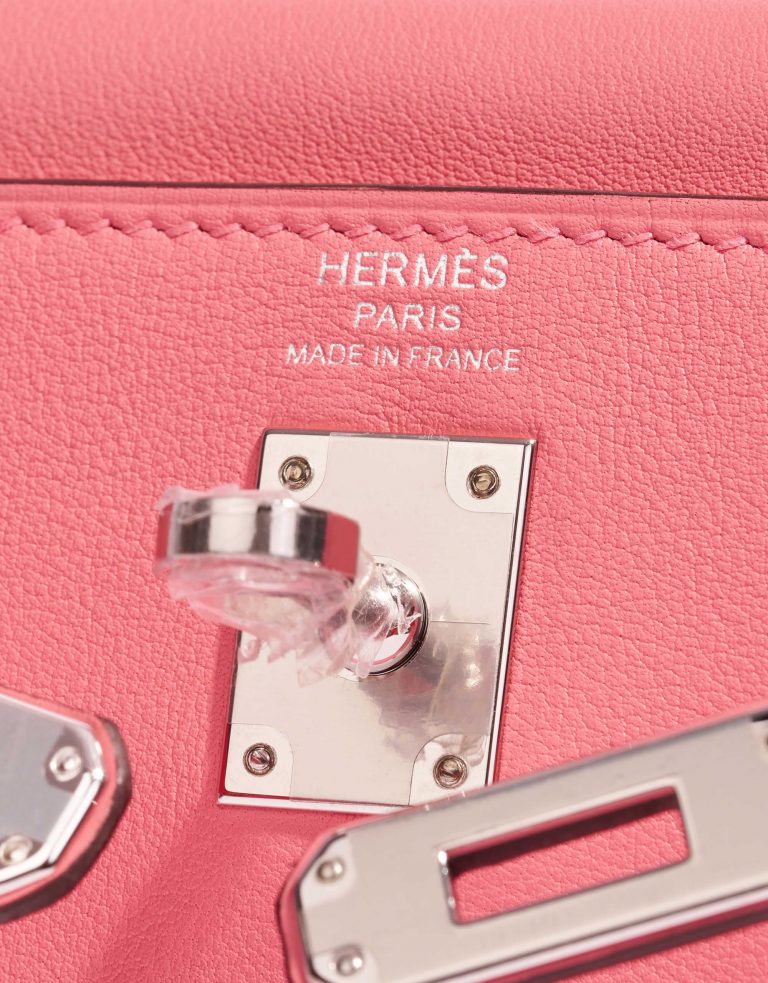 Pre-owned Hermès bag Kelly 25 Swift Rose d’Été Rose Logo | Sell your designer bag on Saclab.com