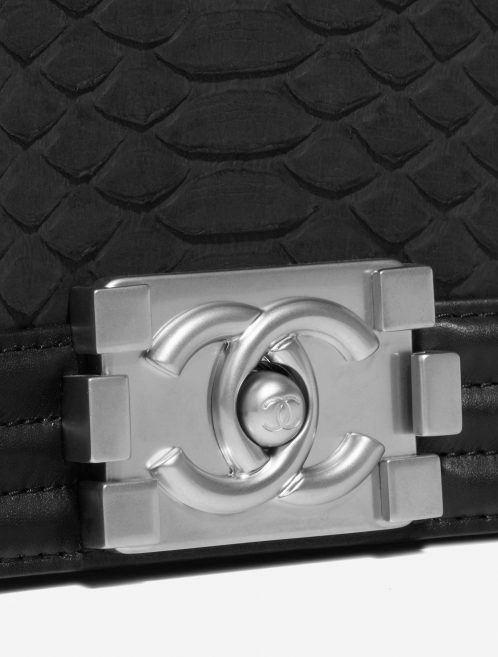Pre-owned Chanel bag Boy Medium Python Black Black Closing System | Sell your designer bag on Saclab.com
