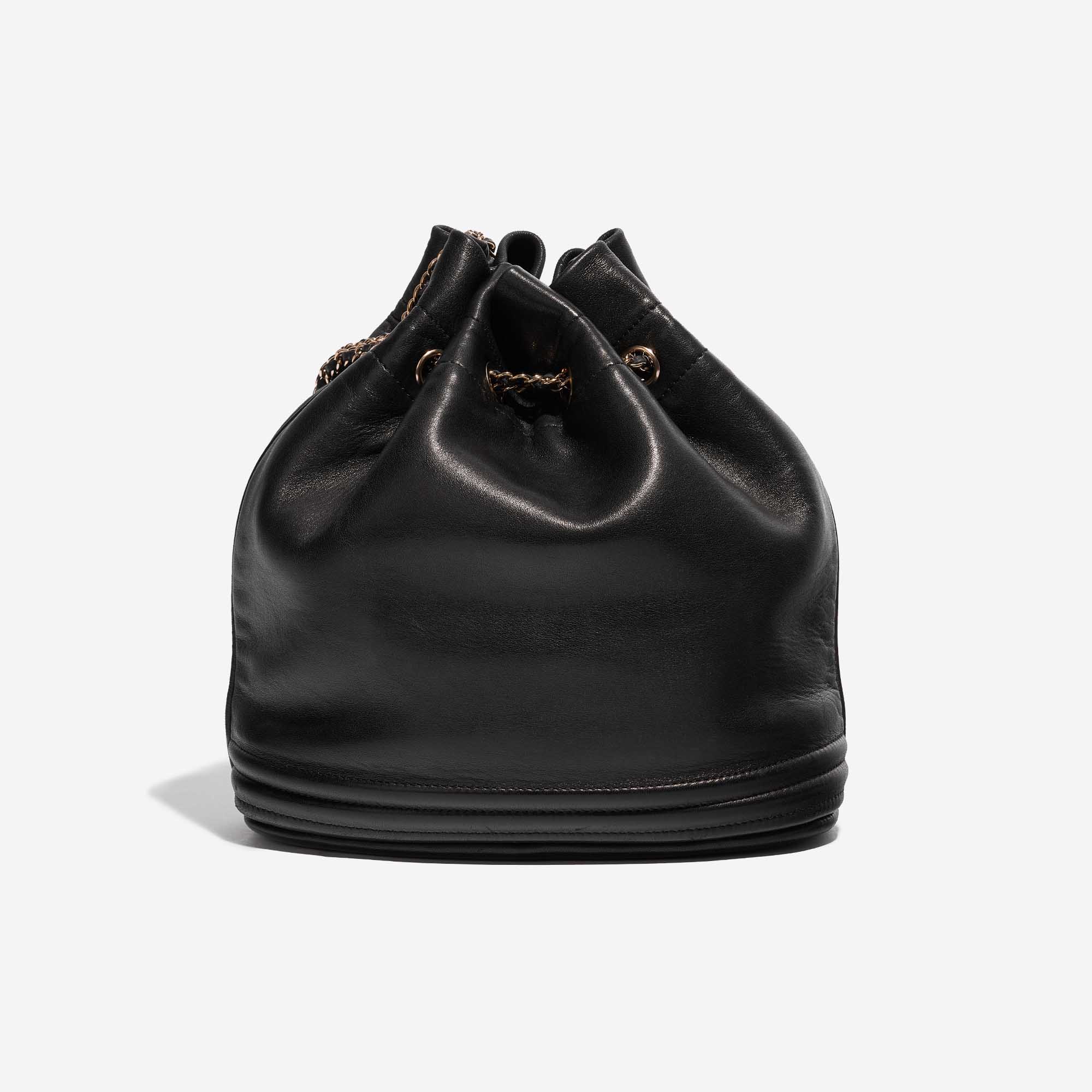 Pre-owned Chanel bag Drawstring Bucket Lamb Black Black Back | Sell your designer bag on Saclab.com