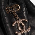 Pre-owned Chanel bag Drawstring Bucket Lamb Black Black Closing System | Sell your designer bag on Saclab.com