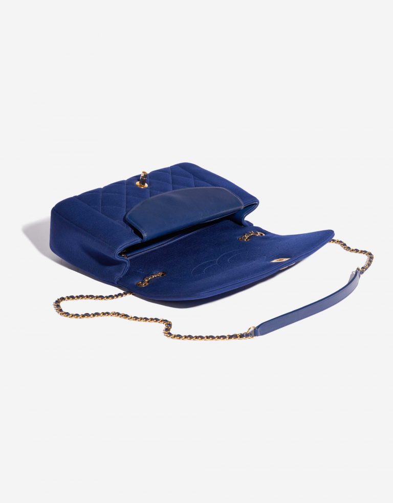 Pre-owned Chanel bag Diana Medium Cotton Blue Blue Inside | Sell your designer bag on Saclab.com