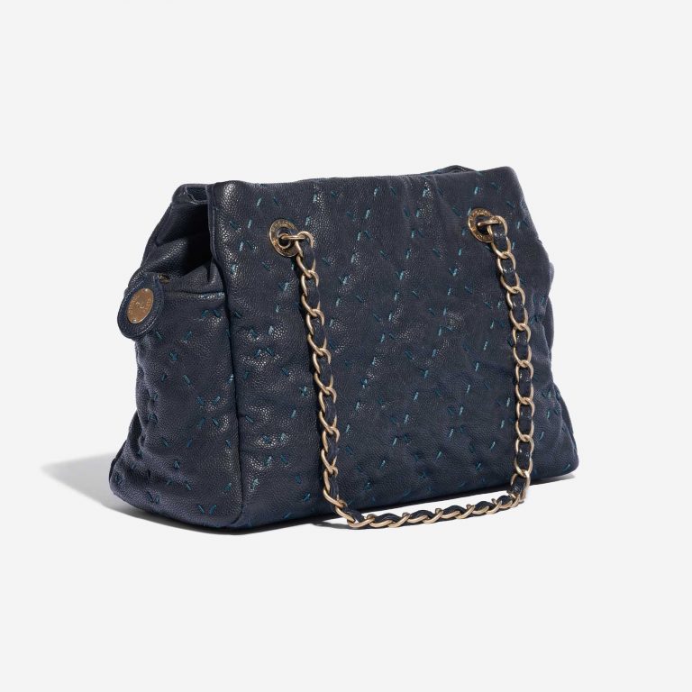 Pre-owned Chanel bag Shopping Tote PST Caviar Dark Blue Blue Side Front | Sell your designer bag on Saclab.com