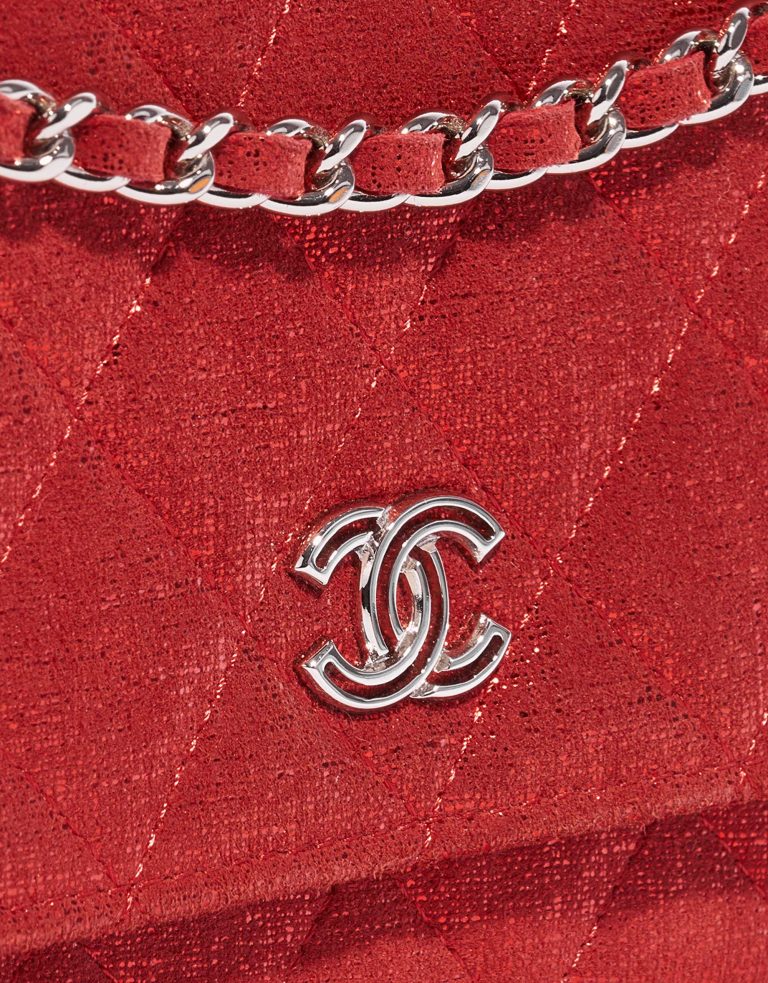 Pre-owned Chanel bag Timeless WOC Cotton Red Glittery Red Closing System | Sell your designer bag on Saclab.com