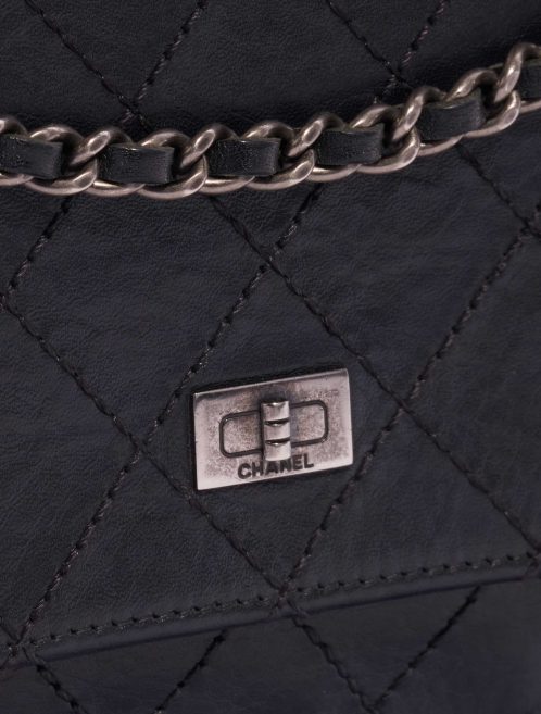 Pre-owned Chanel bag Reissue WOC Lamb Black Black Closing System | Sell your designer bag on Saclab.com