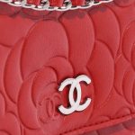 Pre-owned Chanel bag WOC Lamb Camellia Red Red Closing System | Sell your designer bag on Saclab.com
