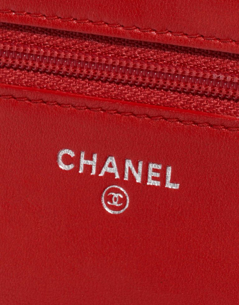 Pre-owned Chanel bag WOC Lamb Camellia Red Red Logo | Sell your designer bag on Saclab.com