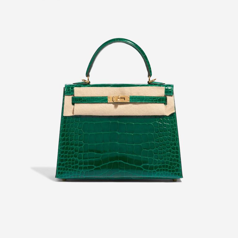 Pre-owned Hermès bag Kelly 25 Alligator Vert Emerald Green Front Velt | Sell your designer bag on Saclab.com