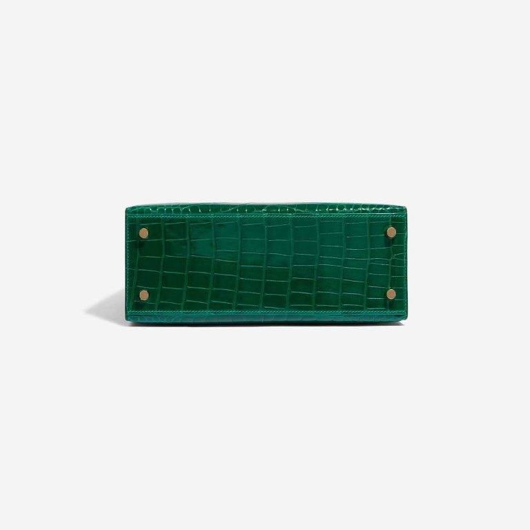 Pre-owned Hermès bag Kelly 25 Alligator Vert Emerald Green Bottom | Sell your designer bag on Saclab.com